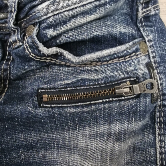 Gently worn, Silver Aiko Skinny jeans, 25x31 - Picture 5 of 9